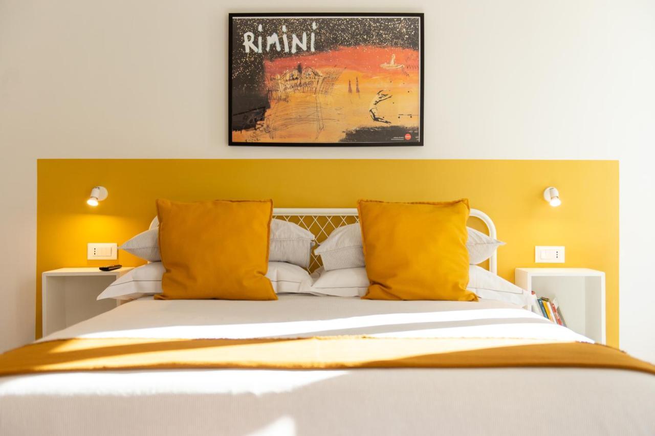 Smart & Urban Suites - Corso51 Rimini Luaran gambar