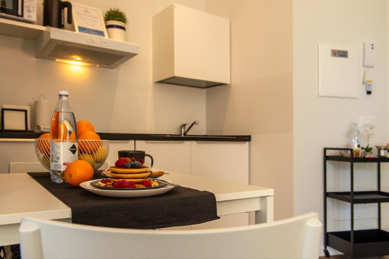 Smart & Urban Suites - Corso51 Rimini Luaran gambar