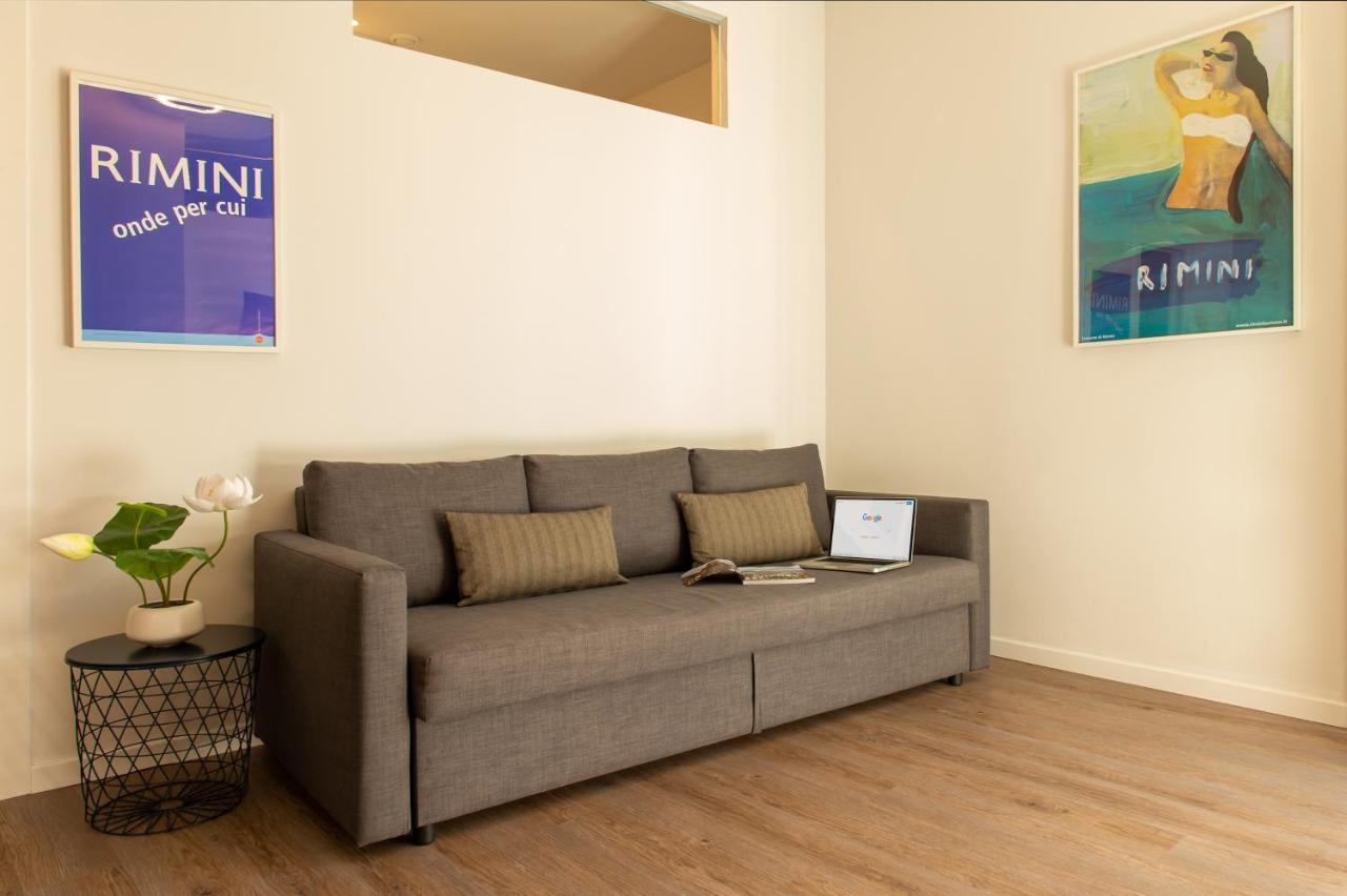 Smart & Urban Suites - Corso51 Rimini Luaran gambar